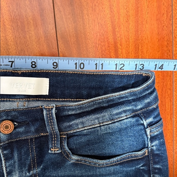 Vervet Classic Dark Blue Flare Jeans Size 27 - Picture 5 of 9